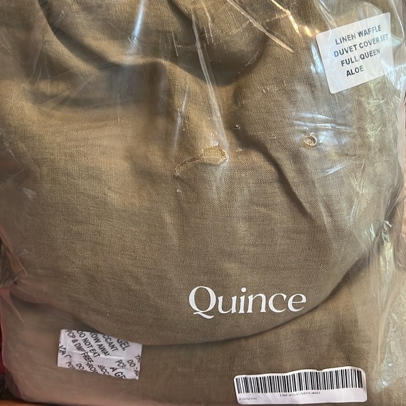 Quince Euro Linen Waffle Duvet Cover Set Queen- Aloe Green washed for softness - Picture 7 of 7